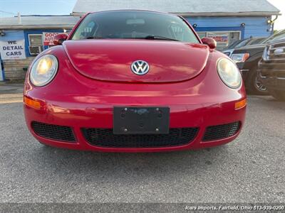 2010 Volkswagen New Beetle Base PZEV   - Photo 13 - Fairfield, OH 45014