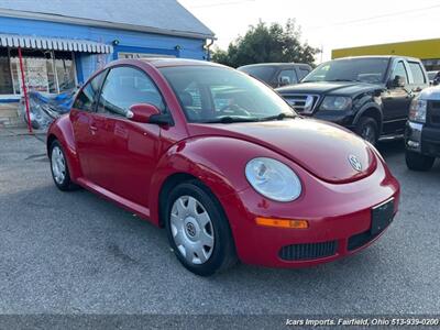 2010 Volkswagen New Beetle Base PZEV   - Photo 5 - Fairfield, OH 45014
