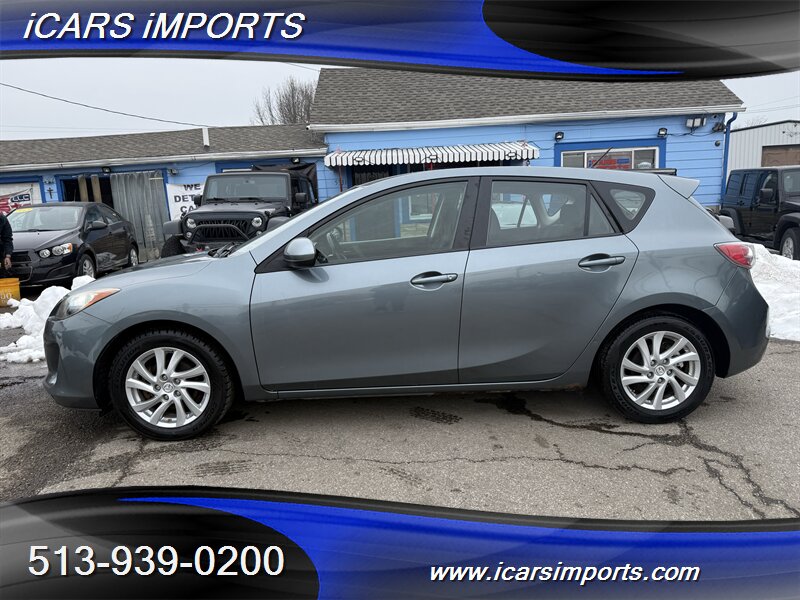 2012 Mazda Mazda3 i Touring   - Photo 1 - Fairfield, OH 45014