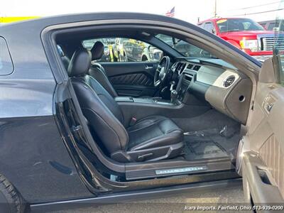 2012 Ford Mustang V6 Premium   - Photo 20 - Fairfield, OH 45014