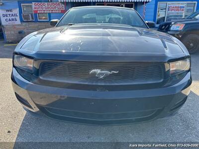 2012 Ford Mustang V6 Premium   - Photo 2 - Fairfield, OH 45014