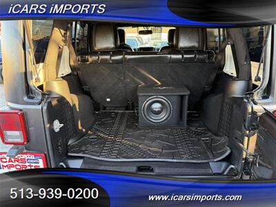 2016 Jeep Wrangler Unlimited Sahara  4WD w/BackUpCam - Photo 22 - Fairfield, OH 45014