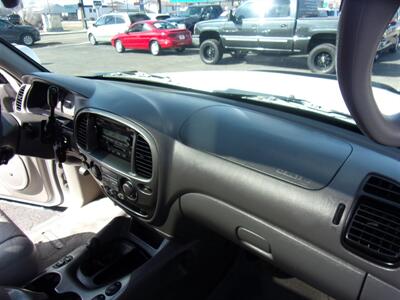 2004 Toyota Sequoia Limited 4WD 4.7L 4dr   - Photo 28 - Boise, ID 83704