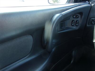2001 Ford Escort ZX2 16V 2.0L 2dr   - Photo 33 - Boise, ID 83704