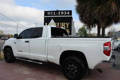 2018 Toyota Tundra SR5   - Photo 16 - Lexington, SC 29073