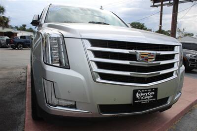 2020 Cadillac Escalade Luxury   - Photo 8 - Lexington, SC 29073