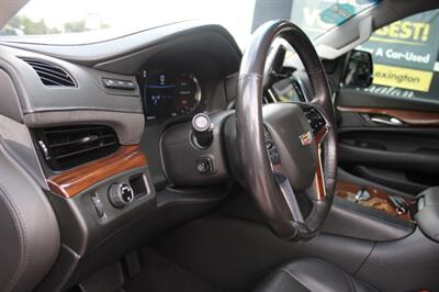 2020 Cadillac Escalade Luxury   - Photo 16 - Lexington, SC 29073