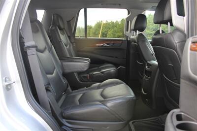 2020 Cadillac Escalade Luxury   - Photo 33 - Lexington, SC 29073