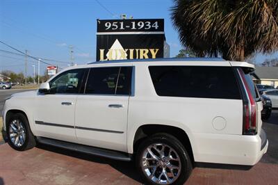 2018 Cadillac Escalade ESV Luxury   - Photo 14 - Lexington, SC 29073