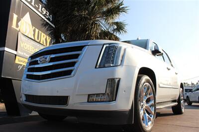 2018 Cadillac Escalade ESV Luxury SUV