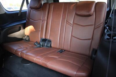 2018 Cadillac Escalade ESV Luxury   - Photo 23 - Lexington, SC 29073