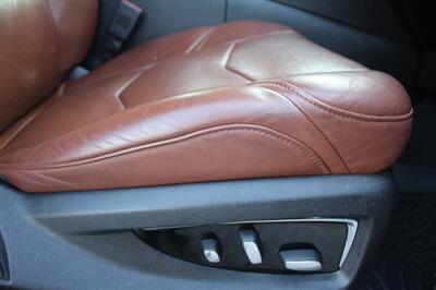 2018 Cadillac Escalade ESV Luxury   - Photo 33 - Lexington, SC 29073