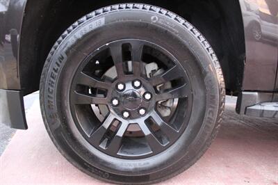 2017 Chevrolet Suburban LT   - Photo 38 - Lexington, SC 29073