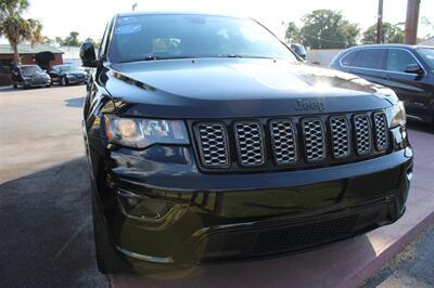 2019 Jeep Grand Cherokee Altitude   - Photo 8 - Lexington, SC 29073