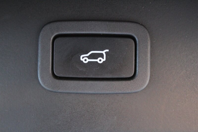 2017 Land Rover Range Rover Supercharged LWB - Photo 31 - Lexington, SC 29073