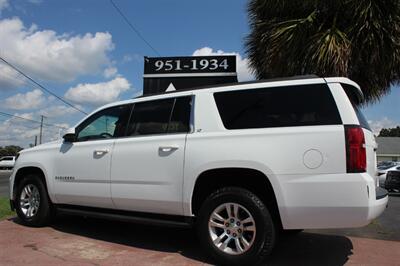 2020 Chevrolet Suburban LT   - Photo 12 - Lexington, SC 29073