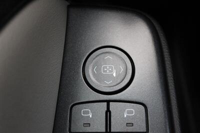 2020 Chevrolet Suburban LT   - Photo 40 - Lexington, SC 29073