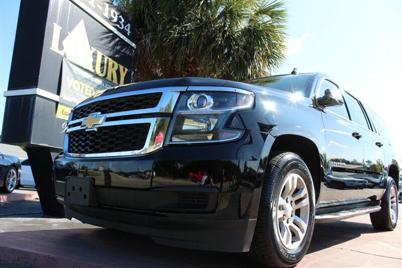 2019 Chevrolet Suburban LT   - Photo 1 - Lexington, SC 29073