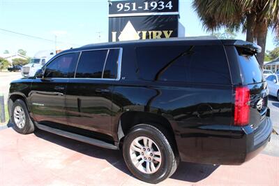 2019 Chevrolet Suburban LT   - Photo 12 - Lexington, SC 29073