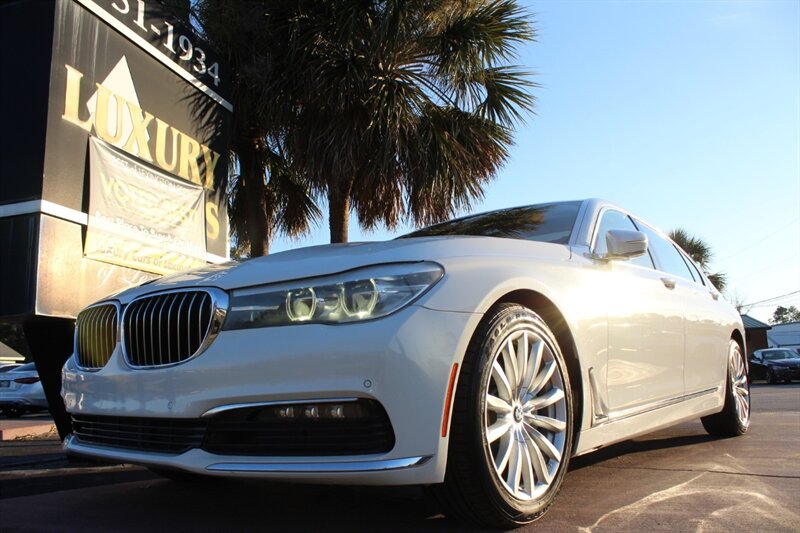 2016 BMW 740i  
