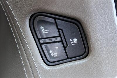 2019 GMC Yukon XL SLT   - Photo 38 - Lexington, SC 29073