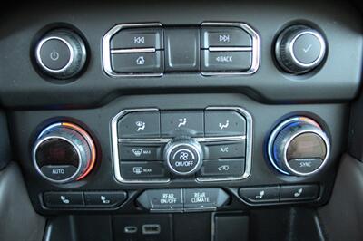 2021 Chevrolet Suburban LT   - Photo 40 - Lexington, SC 29073