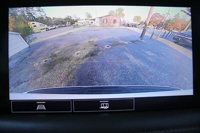 2021 Chevrolet Suburban LT   - Photo 39 - Lexington, SC 29073