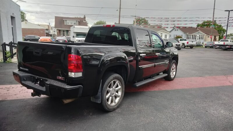 2008 GMC Sierra 1500 Denali  