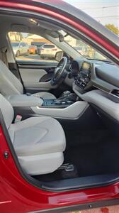 2020 Toyota Highlander LE   - Photo 9 - Philadelphia, PA 19135