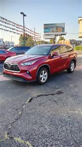 2020 Toyota Highlander LE   - Photo 1 - Philadelphia, PA 19135
