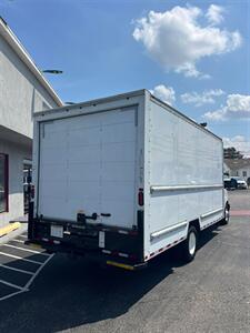 2018 GMC Medium Duty Magnavan 3500 - Photo 4 - Philadelphia, PA 19135