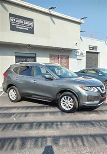 2017 Nissan Rogue SV   - Photo 3 - Philadelphia, PA 19135