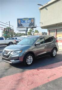 2017 Nissan Rogue SV   - Photo 2 - Philadelphia, PA 19135