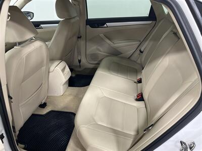 2012 Volkswagen Passat SE PZEV - Photo 12 - West Bountiful, UT 84087