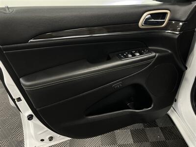 2014 Jeep Grand Cherokee Overland   - Photo 18 - West Bountiful, UT 84087