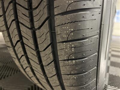 2017 Toyota RAV4 XLE   - Photo 5 - West Bountiful, UT 84087