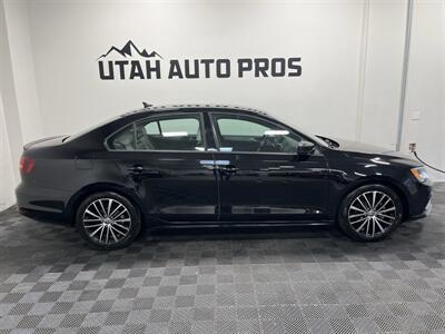 2016 Volkswagen Jetta 1.8T Sport   - Photo 2 - West Bountiful, UT 84087