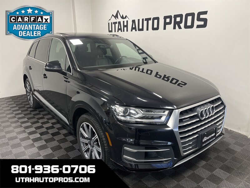 2017 Audi Q7 3.0T quattro Premium  