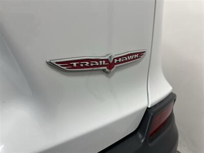2019 Jeep Cherokee Trailhawk   - Photo 11 - West Bountiful, UT 84087