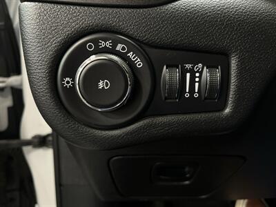 2019 Jeep Cherokee Trailhawk   - Photo 17 - West Bountiful, UT 84087