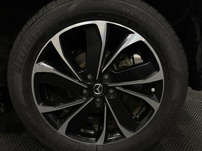 2022 Mazda CX-5 2.5 S Premium   - Photo 11 - West Bountiful, UT 84087