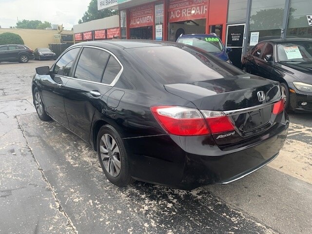 2015 Honda Accord LX Up To 12 MONTHS SAME AS CASH - Photo 4 - Wilton Manors, FL 33311