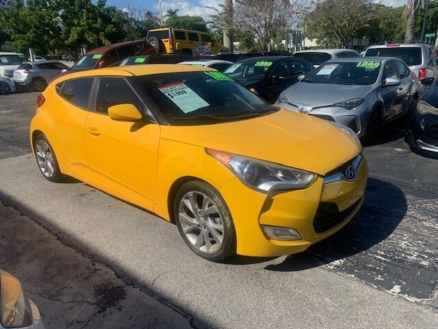 2017 Hyundai VELOSTER up to 12 month 0%- same as cash - Photo 4 - Wilton Manors, FL 33311