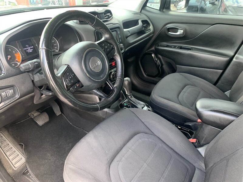 2017 Jeep Renegade Latitude up to 12 month 0%- same as cash - Photo 6 - Wilton Manors, FL 33311