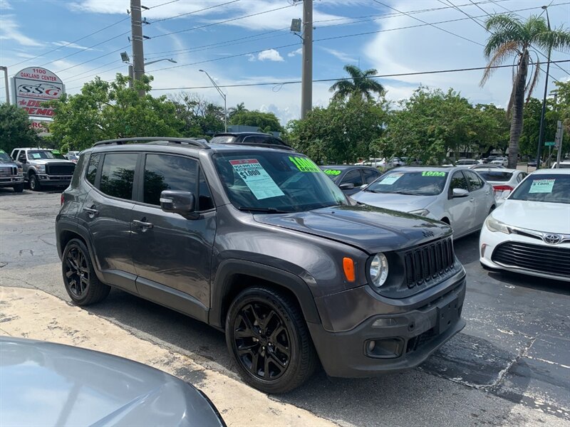 2017 Jeep Renegade Latitude up to 12 month 0%- same as cash - Photo 9 - Wilton Manors, FL 33311