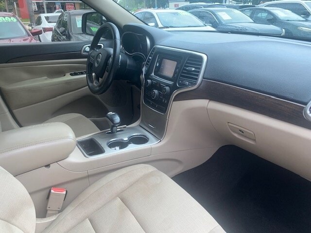 2014 Jeep Grand Cherokee Laredo Up To 12 MONTHS SAME AS CASH - Photo 9 - Wilton Manors, FL 33311