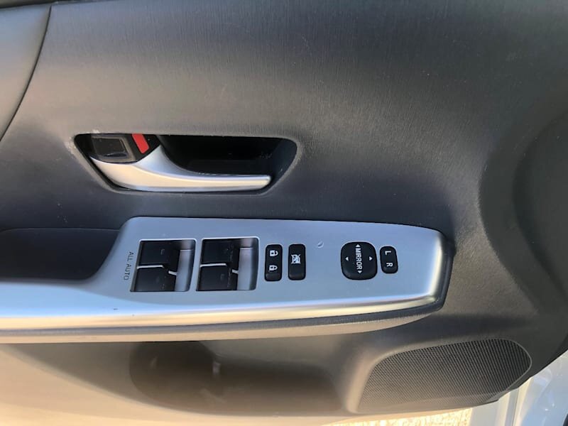 2014 Toyota Prius v Five - Photo 14 - Tucson, AZ 85711