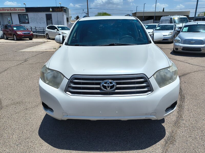 2010 Toyota Highlander   - Photo 3 - Tucson, AZ 85711
