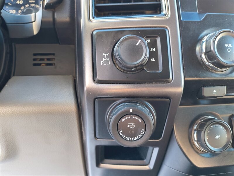 2017 Ford F-150 XLT - Photo 17 - Tucson, AZ 85711