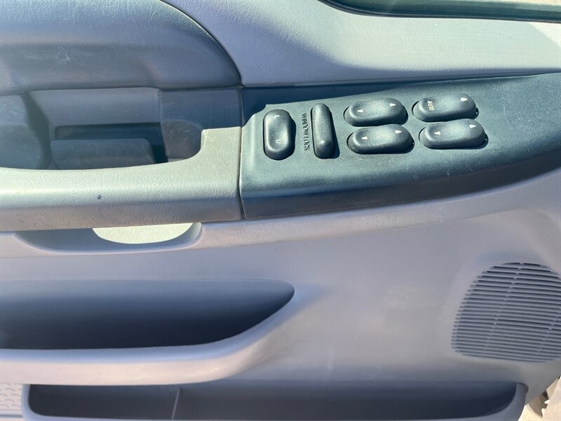 1999 Ford F-250 Super Duty XL - Photo 13 - Tucson, AZ 85711